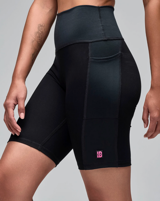 STRONG iD High Waisted Biker Shorts With Pockets - Black