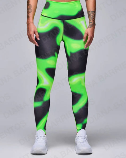 STRONG iD Z-Lift High Waisted Ankle Legging - Black/Green